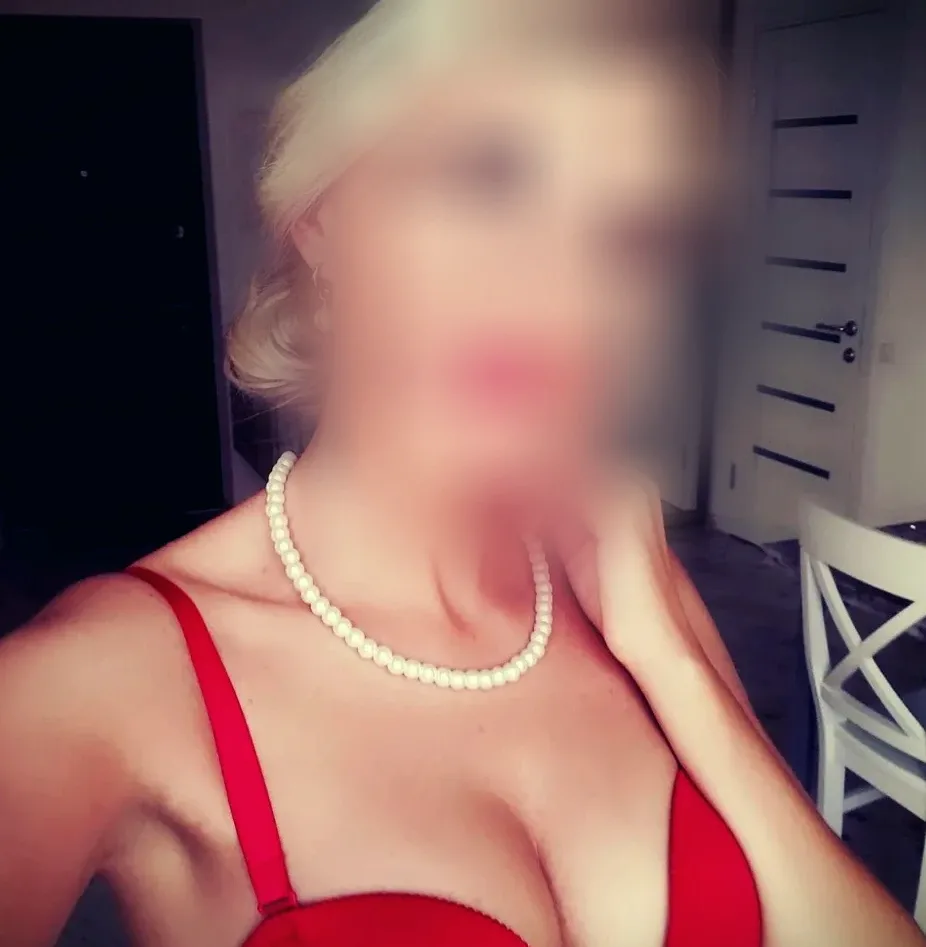 Katarina, 36